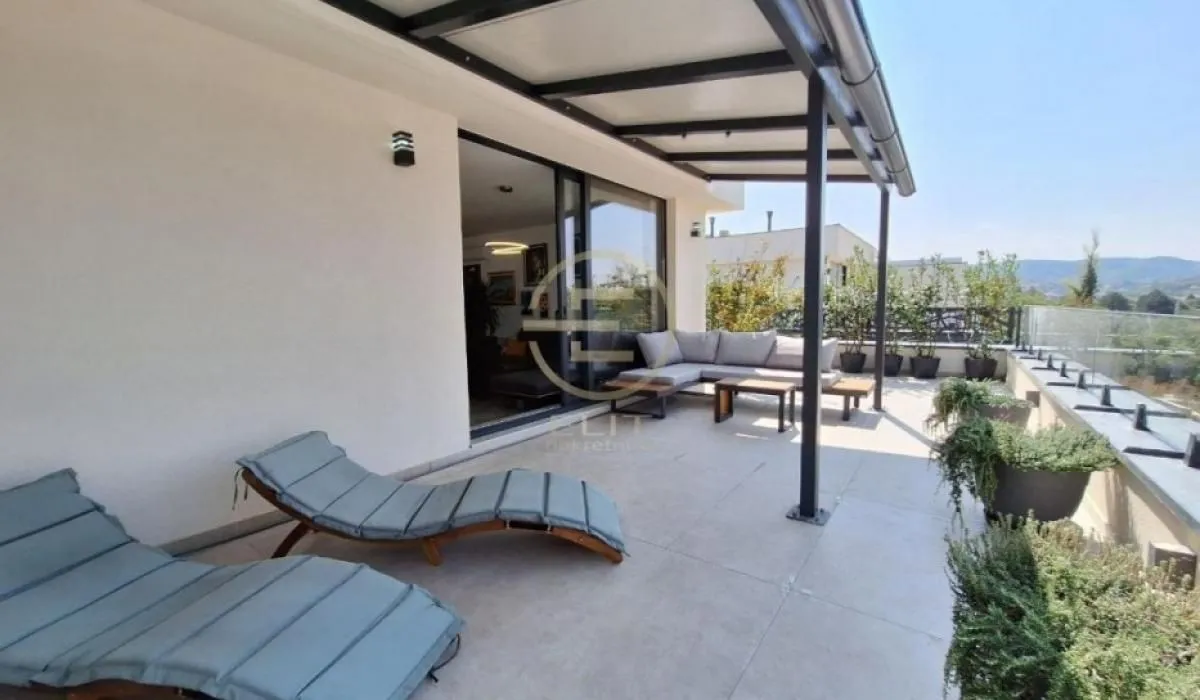 Prodaja, stan, 145m², Sremska Kamenica, Petrovaradin