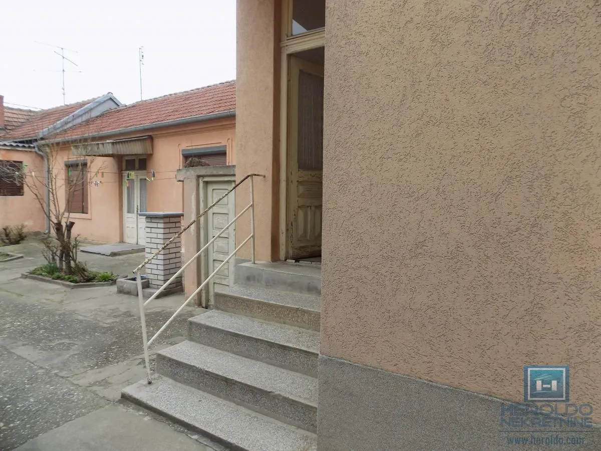 Prodaja, kuća, 217m², Paraćin, Srbija