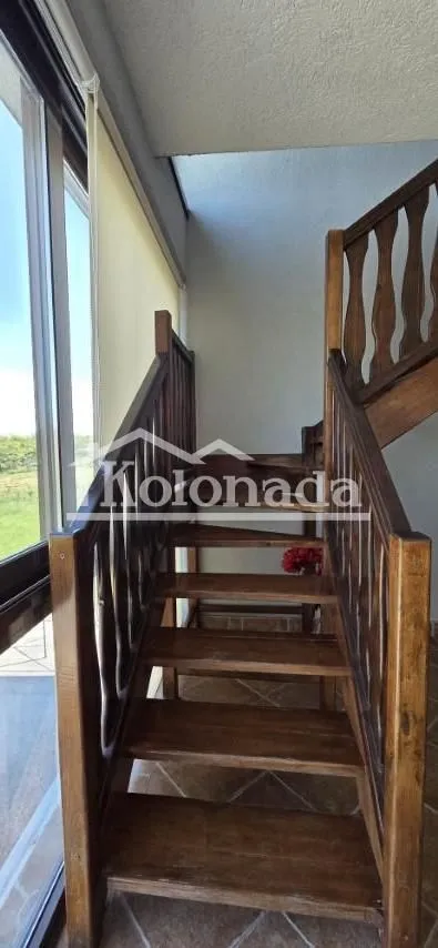 Prodaja, kuća, 325m², Sopot, Beograd