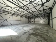 Izdavanje, poslovni prostor, 400m², Klisa, Novi Sad Sve Podlokacije - image 1