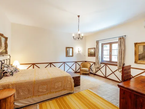 Sale, house, 354m², Kotor, Crna Gora - image 18
