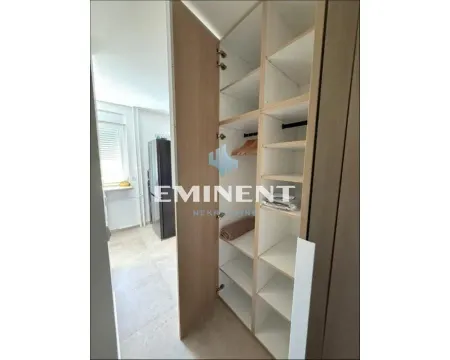 Rent, one bedroom apartment, 33m², Savski Venac, Beograd - image 12