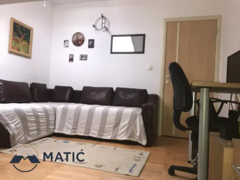 Sale, four bedroom apartment, 98m², Nova Detelinara, Novi Sad Sve Podlokacije - image 3