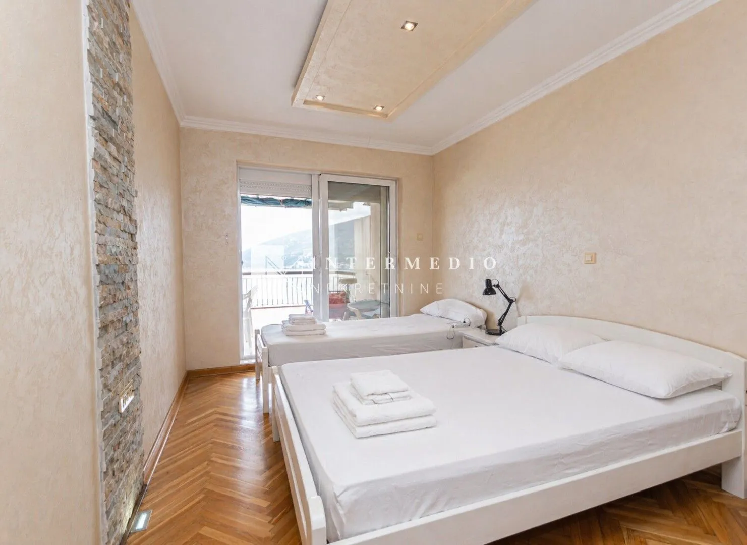 Prodaja, dvosoban stan, 86m², Igalo, Herceg Novi