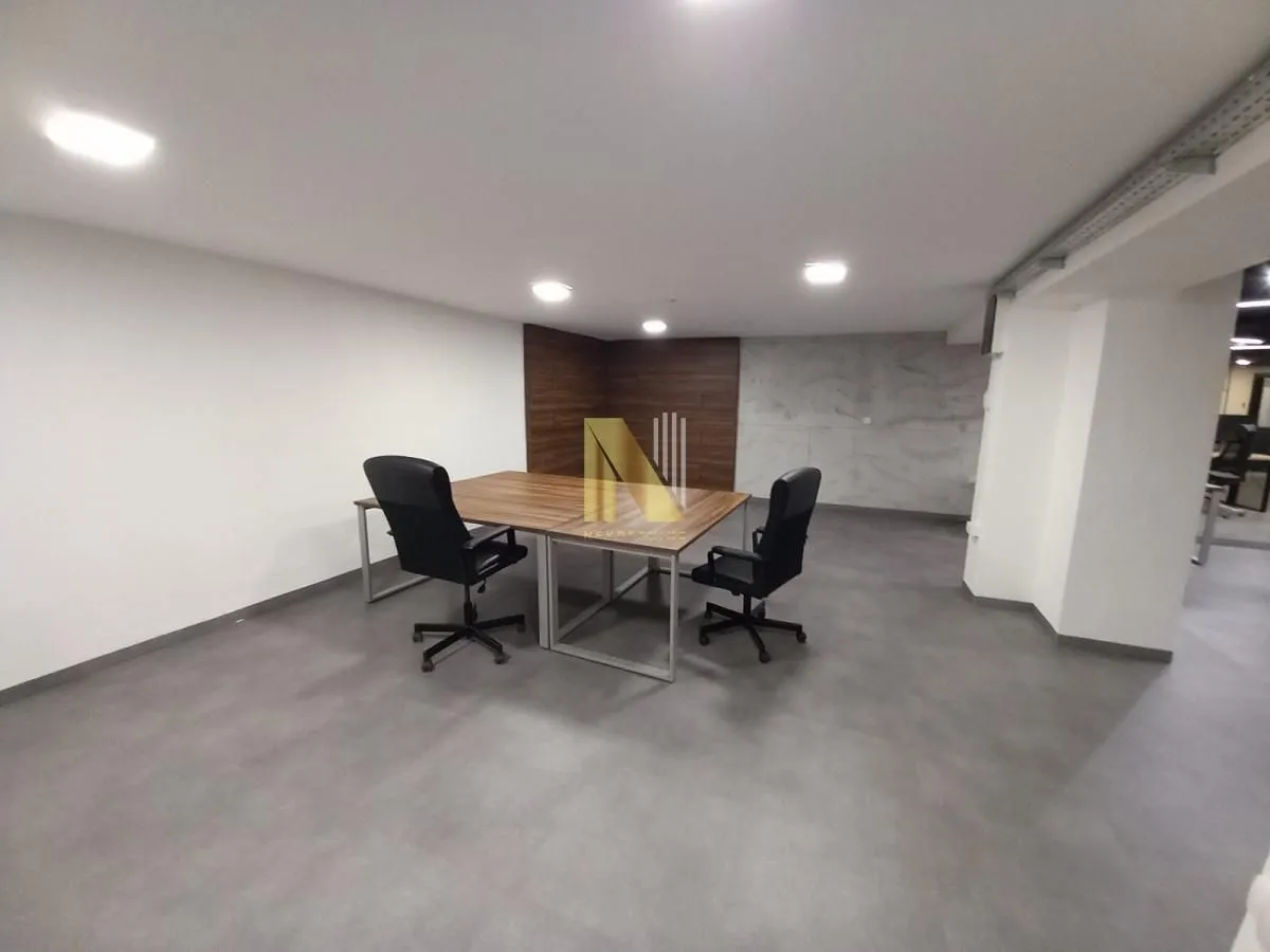 Sale, office space, 288m², Grbavica, Novi Sad Sve Podlokacije