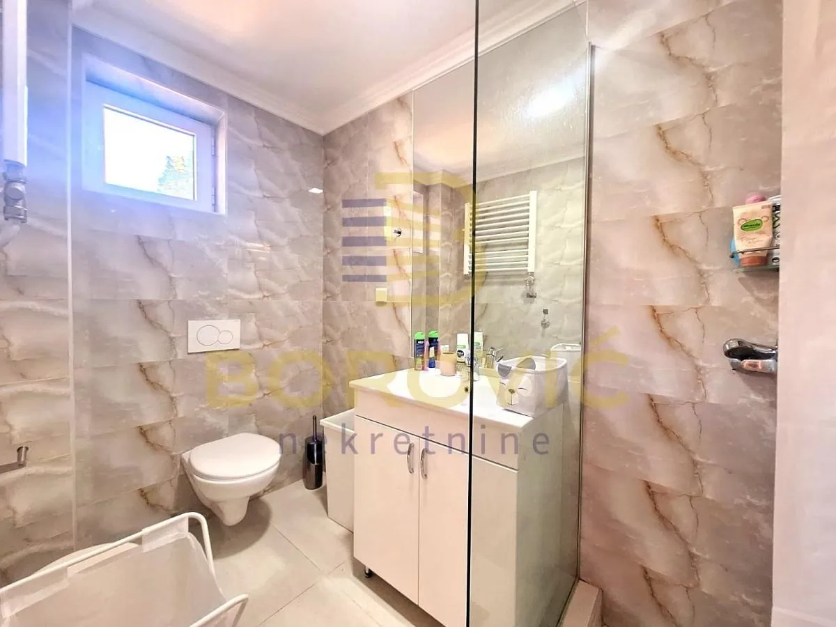Sale, house, 260m², Savski Venac, Beograd