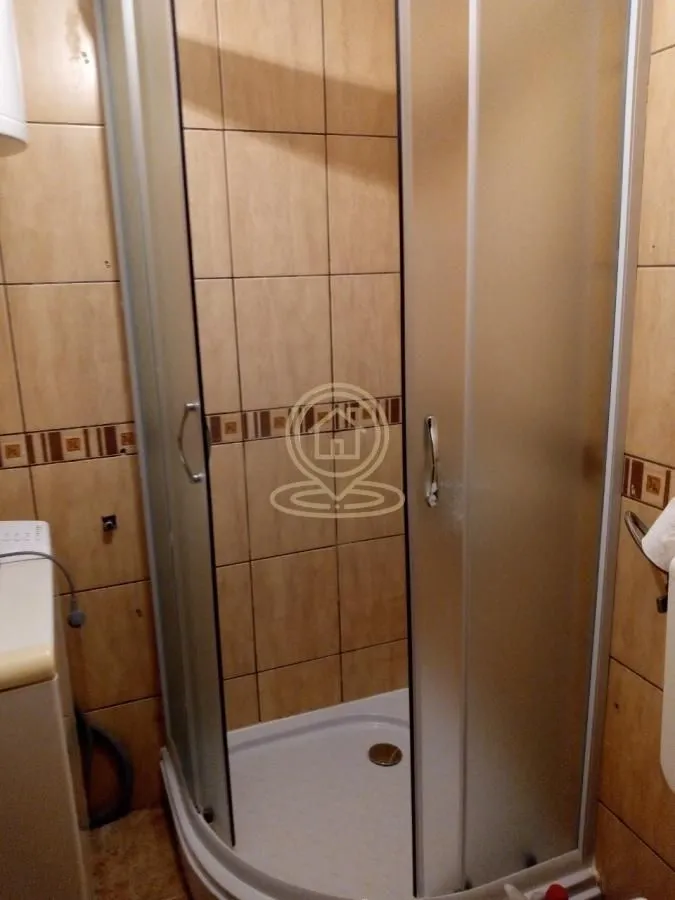 Izdavanje, jednosoban stan, 35m², Centar, Novi Sad