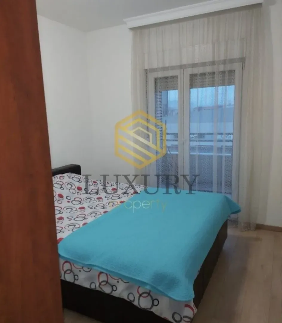 Rent, two bedroom apartment, 70m², City Kvart, Podgorica
