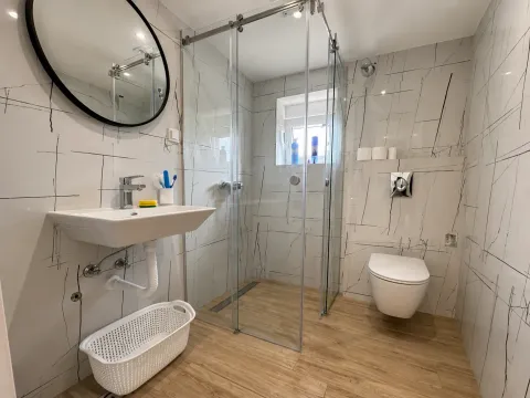 Rent, two bedroom apartment, 100m², Preko Morače, Podgorica - image 9