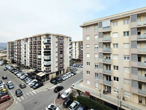 Izdavanje, jednosoban stan, 46m², City Kvart, Podgorica - image 15