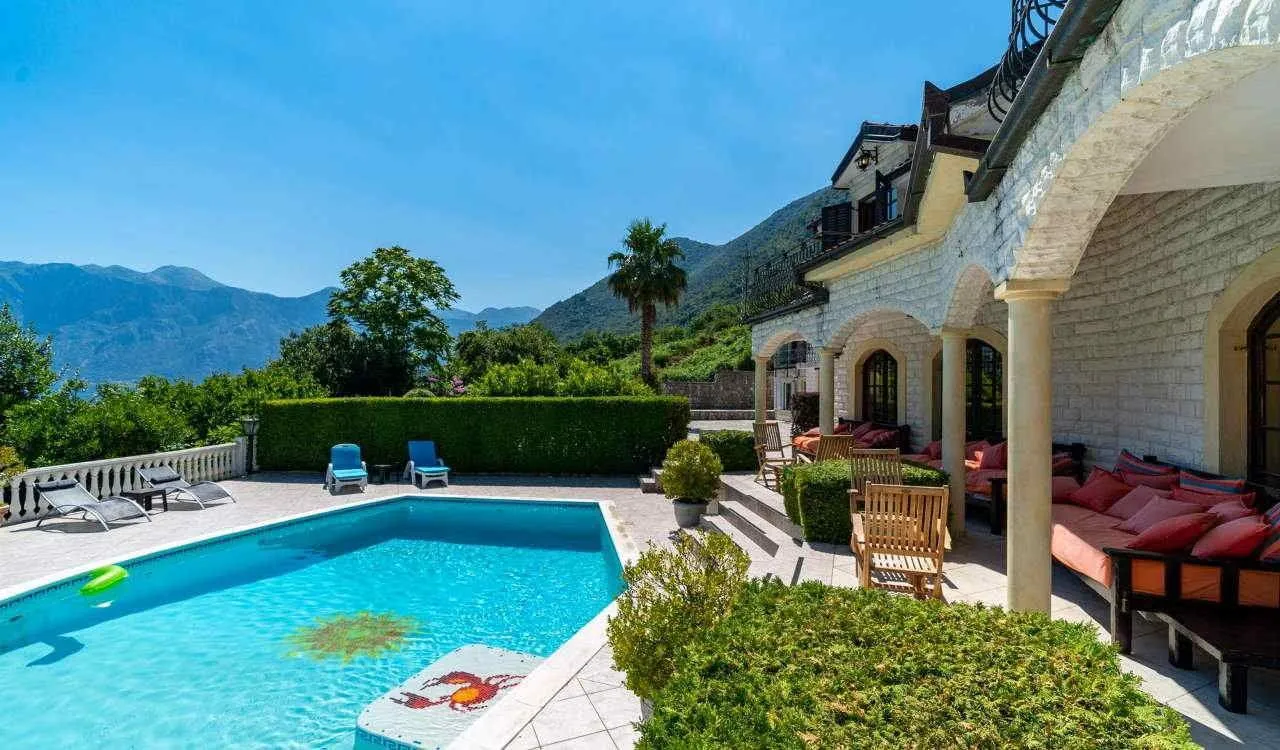 Prodaja, kuća, 278m², Stoliv, Kotor