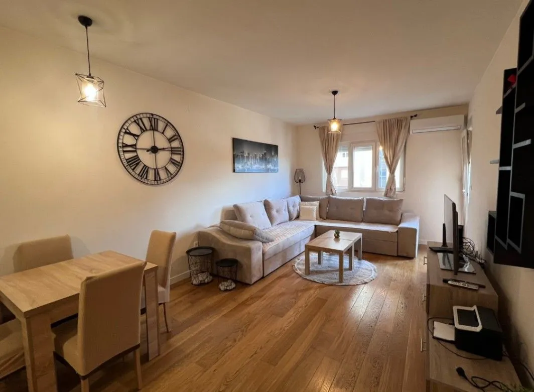 Prodaja, jednosoban stan, 53m², Central Point, Podgorica