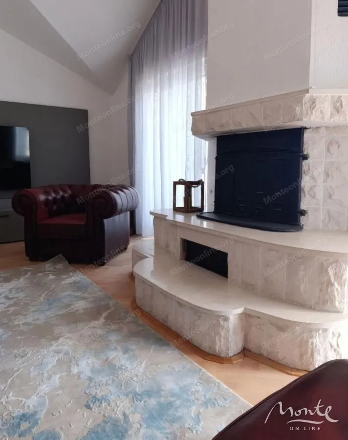 Prodaja, trosoban stan, 131m², Igalo, Herceg Novi