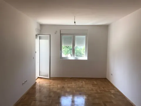 Izdavanje, stan, 50m², Donja Gorica, Podgorica - image 5