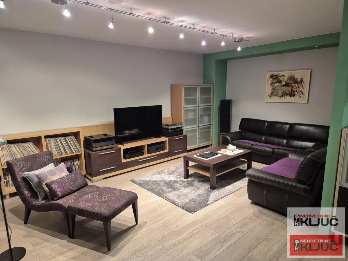 Prodaja, četvorosoban stan, 119m², Nova Detelinara, Novi Sad Sve Podlokacije