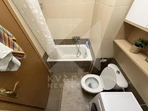 Rent, one bedroom apartment, 36m², Blok 6, Podgorica - image 10
