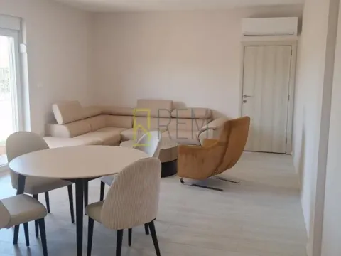 Izdavanje, kuća, 95m², Donji Kokoti, Podgorica - image 6