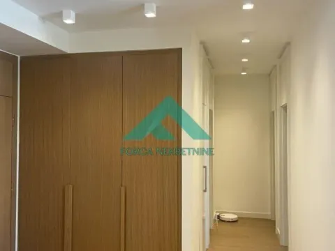 Rent, three bedroom apartment, 89m², Savski Venac, Beograd - image 7