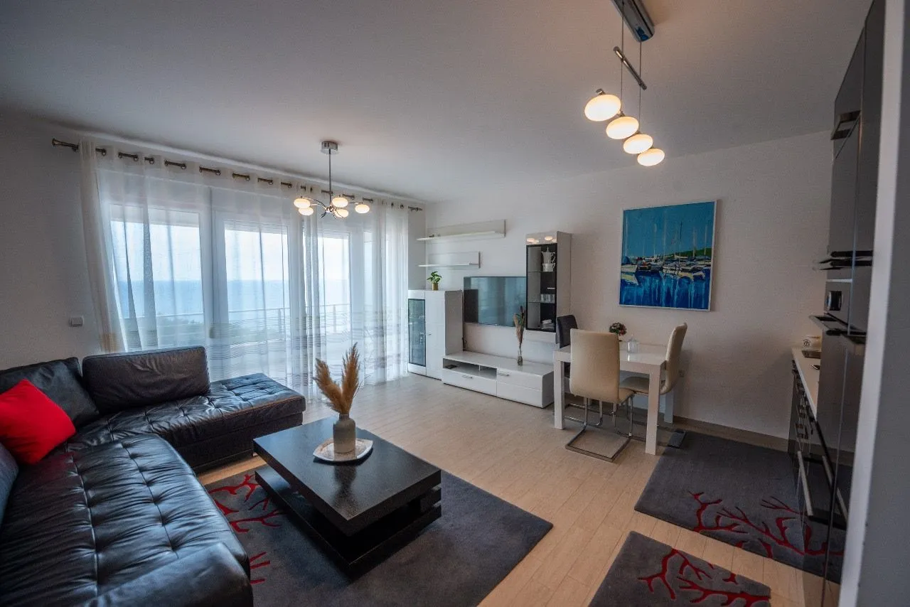 Prodaja, jednosoban stan, 55m², Pinješ, Ulcinj