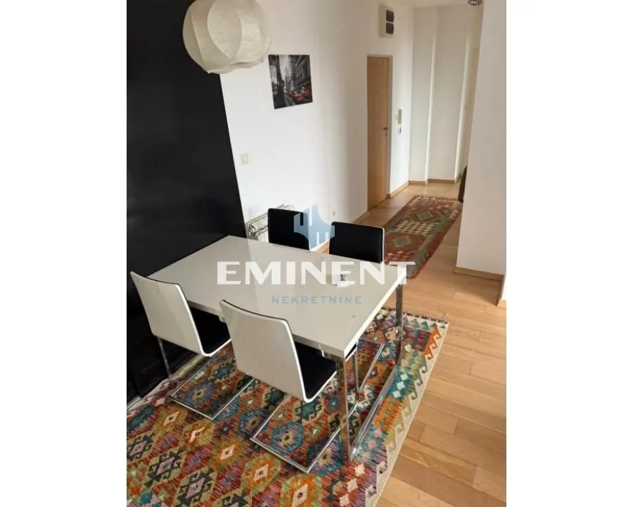 Izdavanje, trosoban stan, 73m², Crveni Krst, Beograd