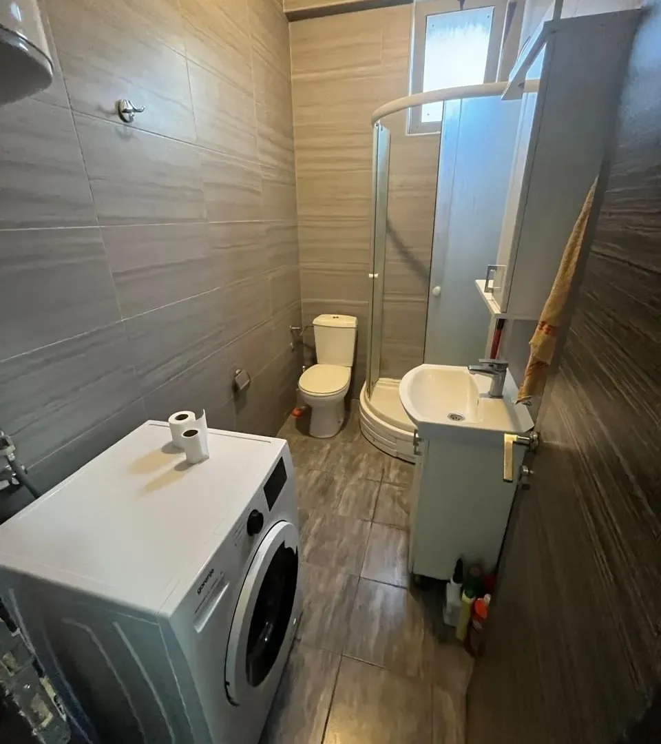 Prodaja, jednosoban stan, 33m², Zlatica, Podgorica
