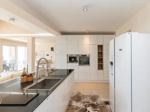 Prodaja, kuća, 300m², Sveti Stasije, Kotor - image 7