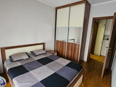 Izdavanje, jednosoban stan, 51m², City Kvart, Podgorica - image 10