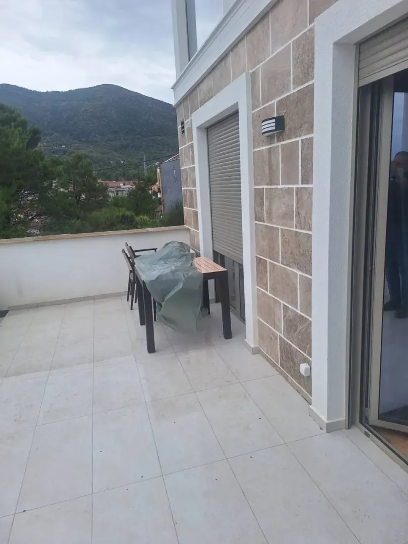Rent, one bedroom apartment, 50m², Tivat, Crna Gora