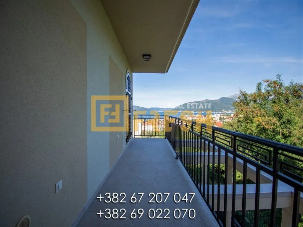 Prodaja, kuća, 371m², Tivat, Crna Gora