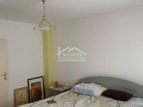Prodaja, kuća, 341m², Grocka, Beograd - image 17