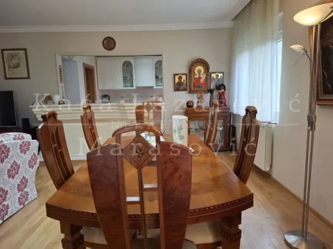 Prodaja, četvorosoban stan, 148m², Voždovac Sve Podlokacije, Beograd - image 5