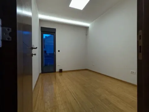 Rent, house, 160m², Dalmatinska ulica, Podgorica - image 7