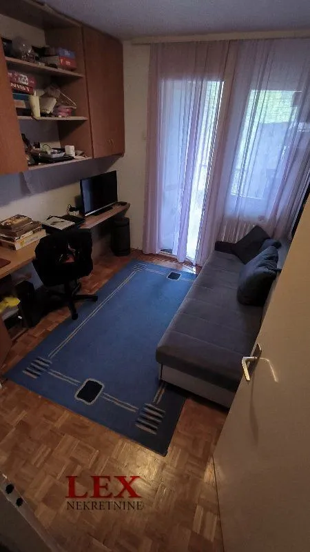 Prodaja, četvorosoban stan, 85m², Zvezdara Sve Podlokacije, Beograd