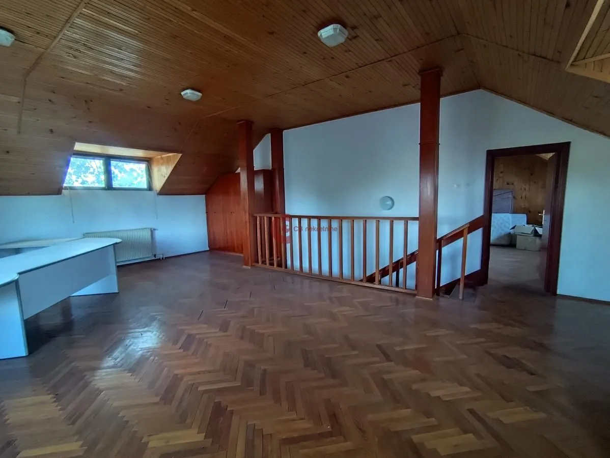 Prodaja, kuća, 880m², Bački Vinogradi, Subotica