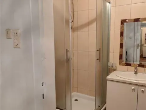 Izdavanje, dvosoban stan, 56m², Zemun Sve Podlokacije, Beograd - image 9