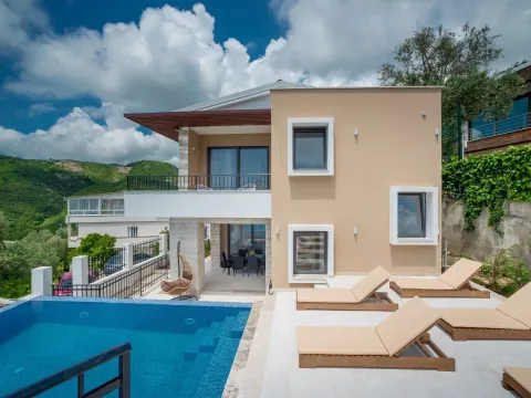 Sale, house, 170m², Bečići, Budva - image 3