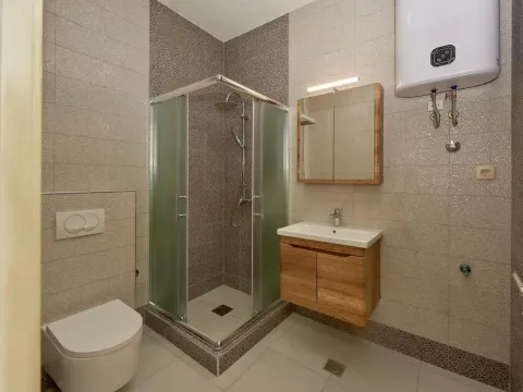 Sale, one bedroom apartment, 51m², Bečići, Budva - image 15