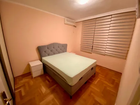 Rent, two bedroom apartment, 97m², Centar, Podgorica - image 8