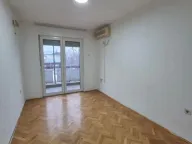 Izdavanje, poslovni prostor, 90m², Pejton, Podgorica - image 10