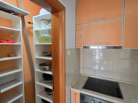 Rent, one bedroom apartment, 52m², Dalmatinska ulica, Podgorica - image 3