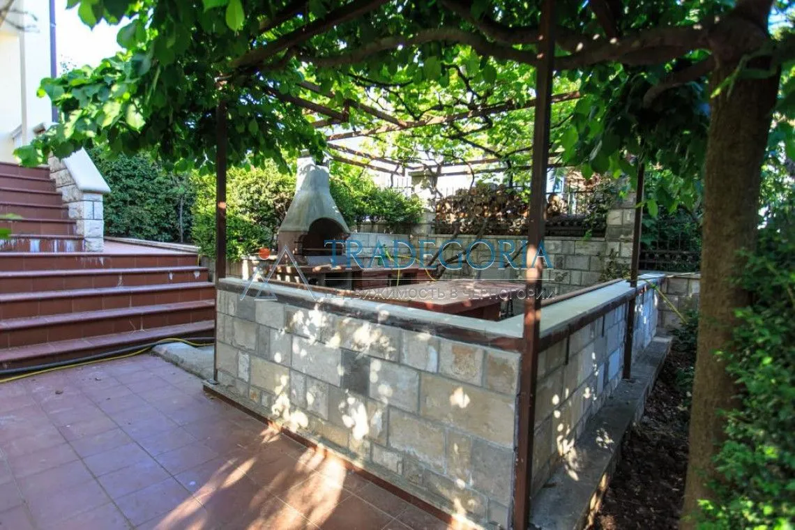 Prodaja, kuća, 400m², Bar, Crna Gora
