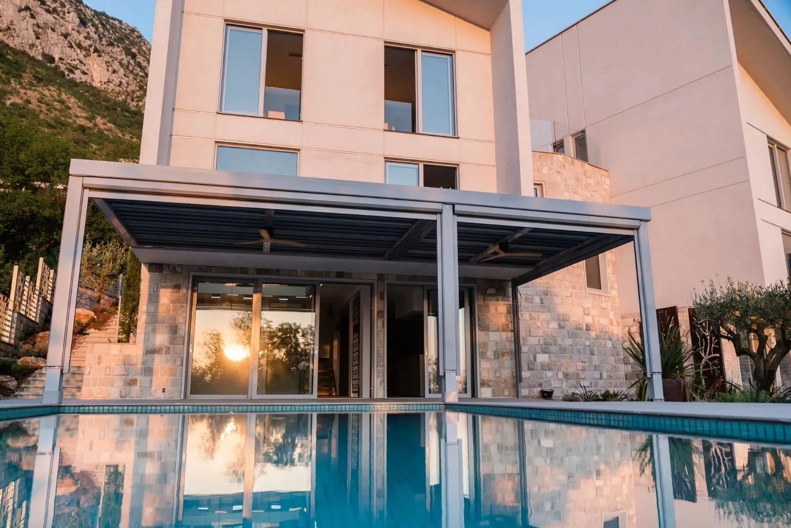 Sale, house, 231m², Tudorovići, Budva