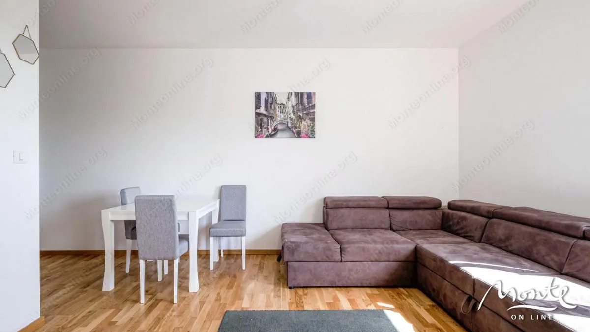 Sale, two bedroom apartment, 59m², Bečići, Budva