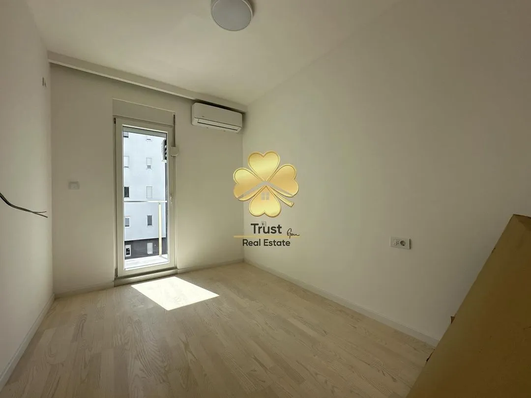Rent, two bedroom apartment, 80m², Krivi Most, Podgorica
