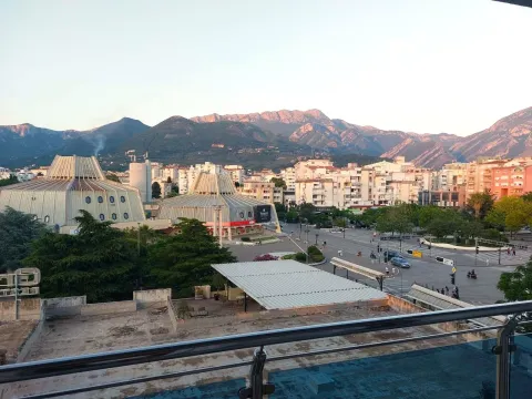 Sale, one bedroom apartment, 65m², Centar, Bar - image 1