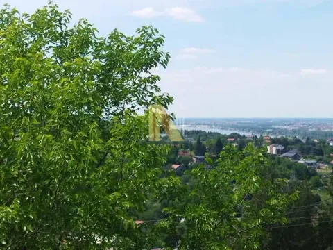 Kuća in Sremska Kamenica