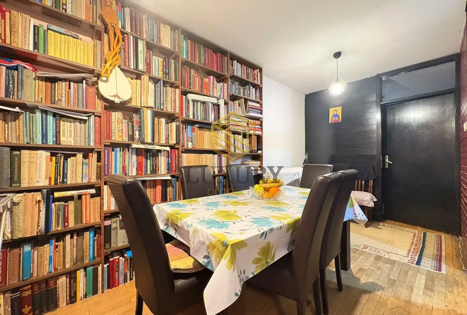 Sale, two bedroom apartment, 80m², Blok 5, Podgorica