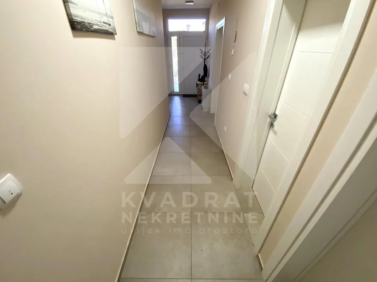 Rent, house, 146m², Tološi, Podgorica