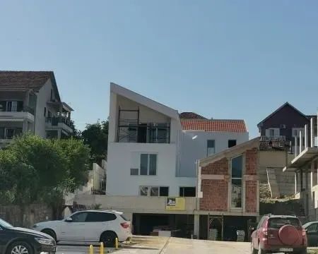 Sale, four bedroom apartment, 123m², Tivat, Crna Gora - image 4