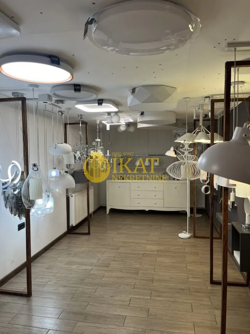 Sale, house, 445m², Čukarica, Beograd